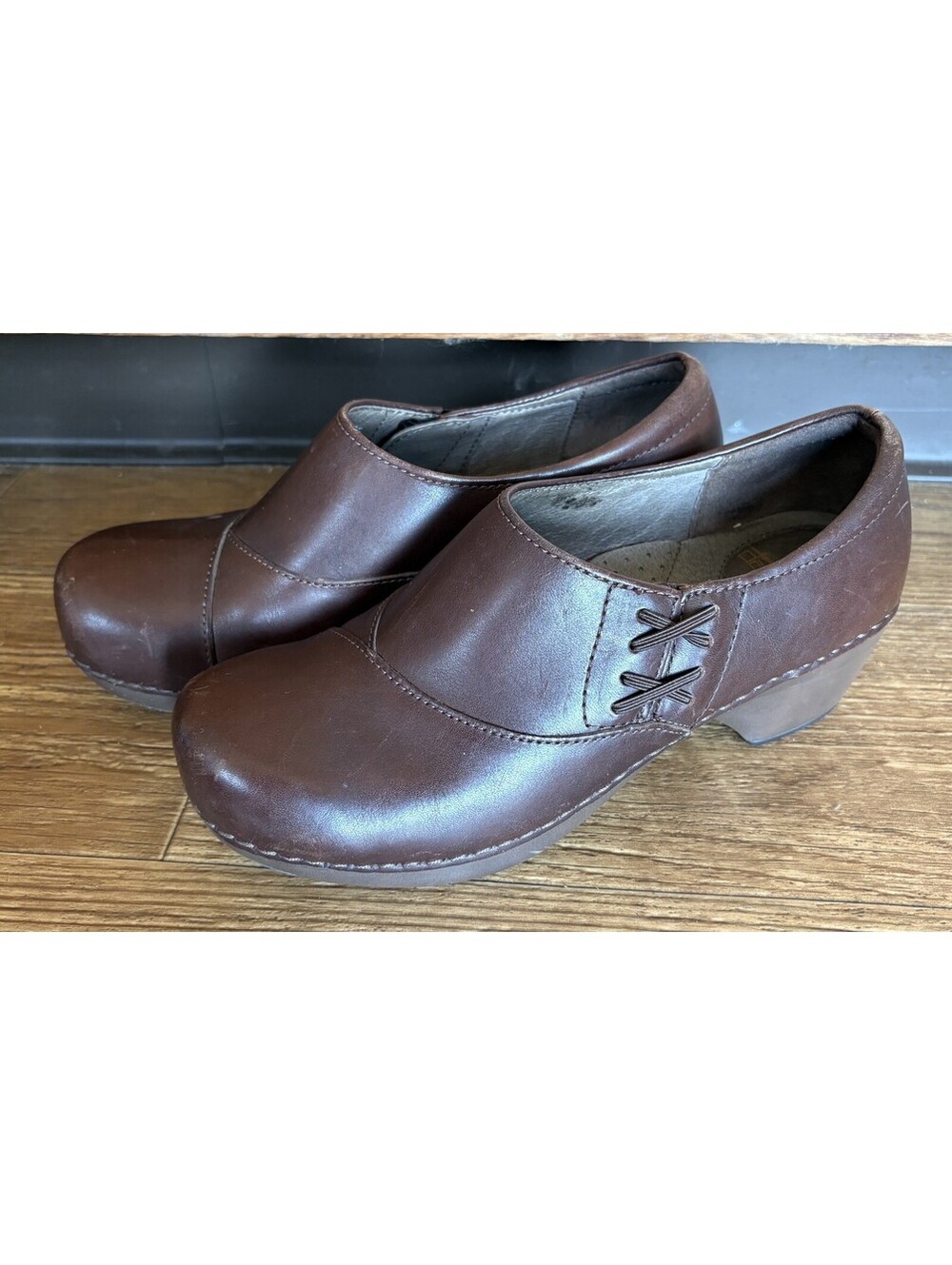 Dansko Women's Stacie Brown Leather EU38 US7-7.5 Slip On Pro Clogs Shoes